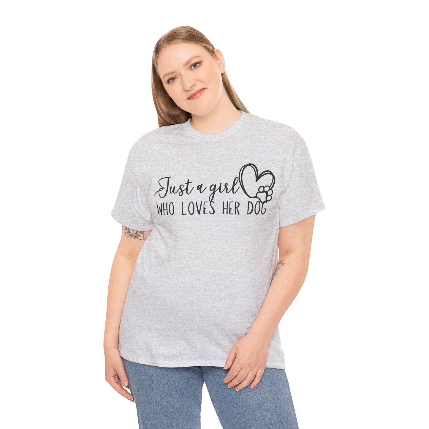 Just a girl who loves her dog. Unisex Heavy Cotton Tee